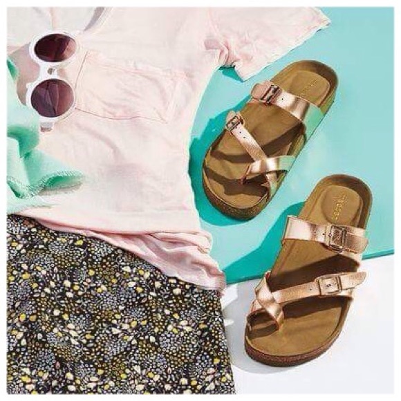 madden girl bryceee rose gold sandals